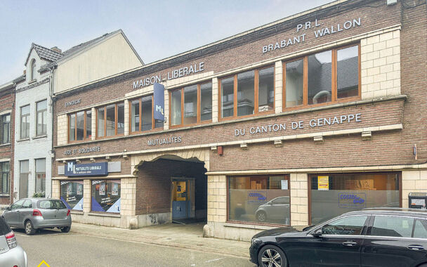 Appartementsgebouw te koop in Wavre