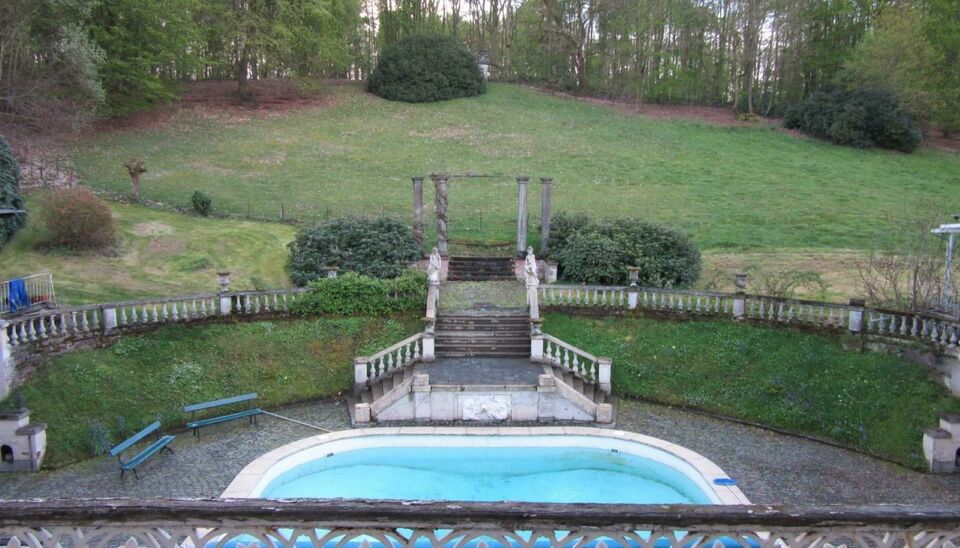 Castle for rent in Gembloux